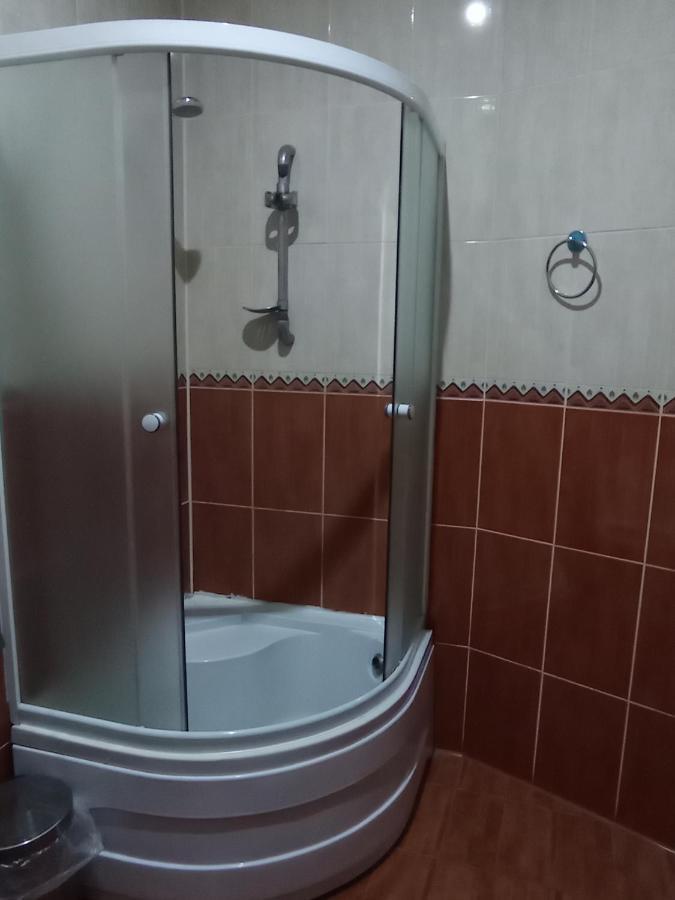 Панський Двір Hotel Neslukhov Buitenkant foto