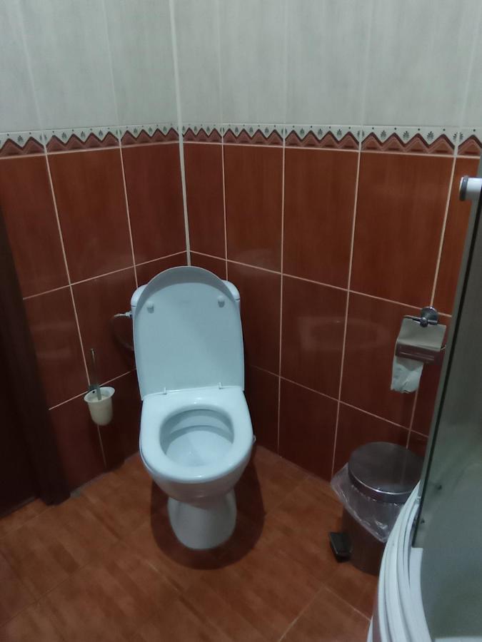 Панський Двір Hotel Neslukhov Buitenkant foto