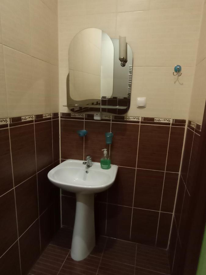 Панський Двір Hotel Neslukhov Buitenkant foto