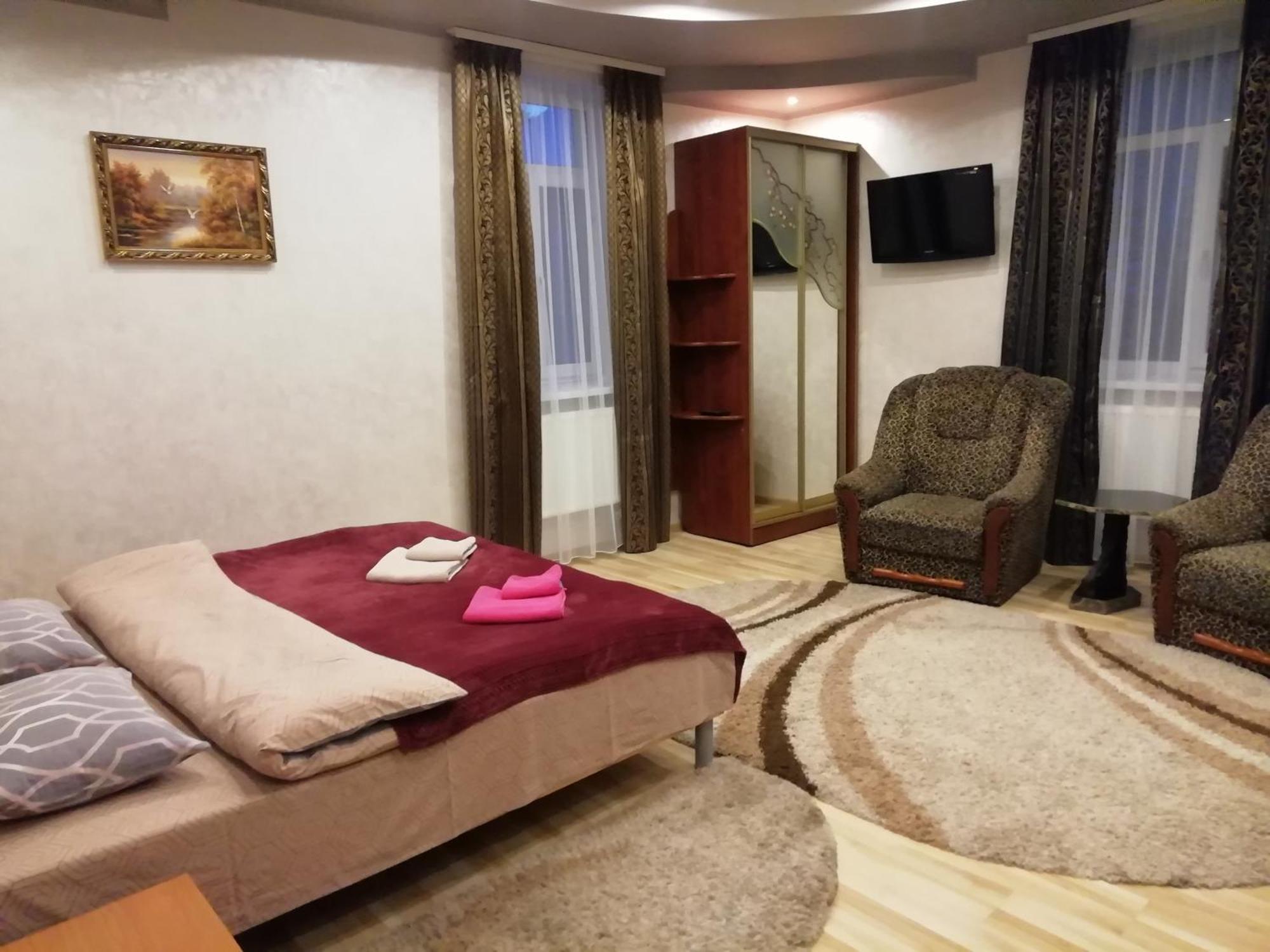 Панський Двір Hotel Neslukhov Kamer foto