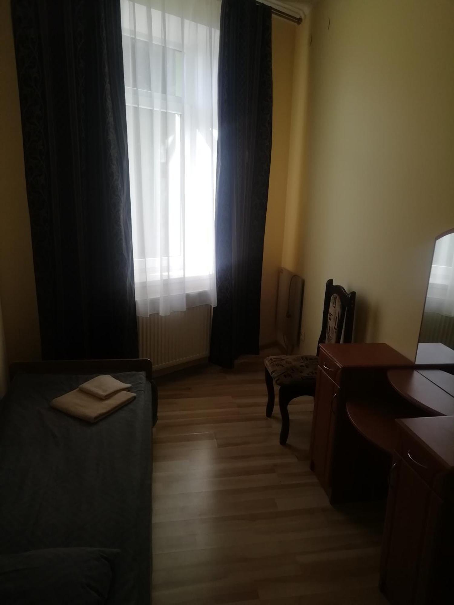 Панський Двір Hotel Neslukhov Buitenkant foto